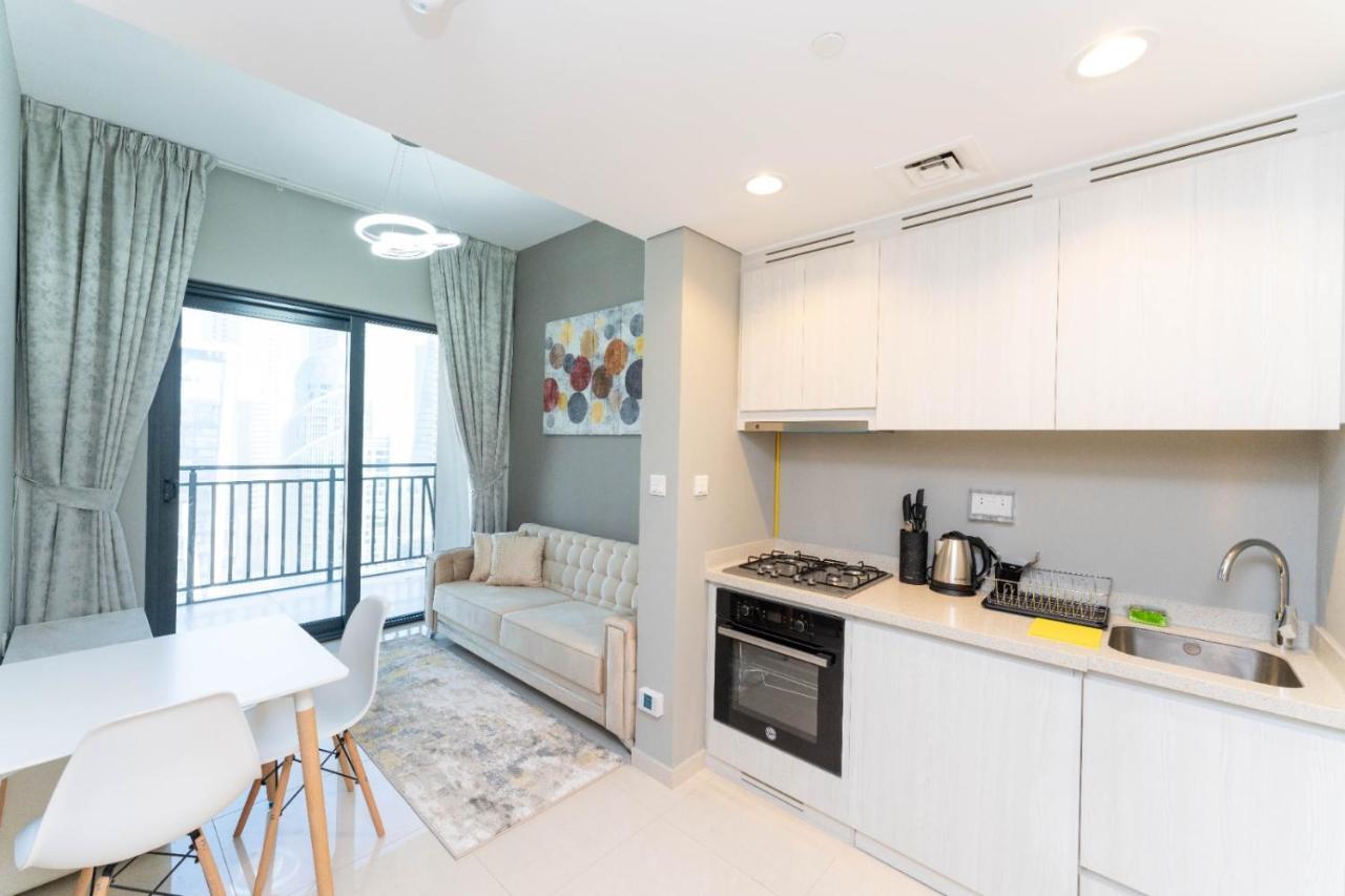 Cozy & Modern 1Br Apartment In Business Bay Walking Distance To The Metro Dubai Exterior photo