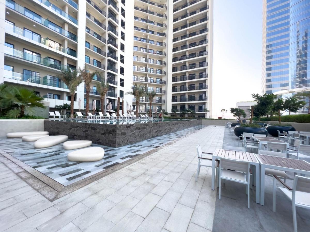 Cozy & Modern 1Br Apartment In Business Bay Walking Distance To The Metro Dubai Exterior photo