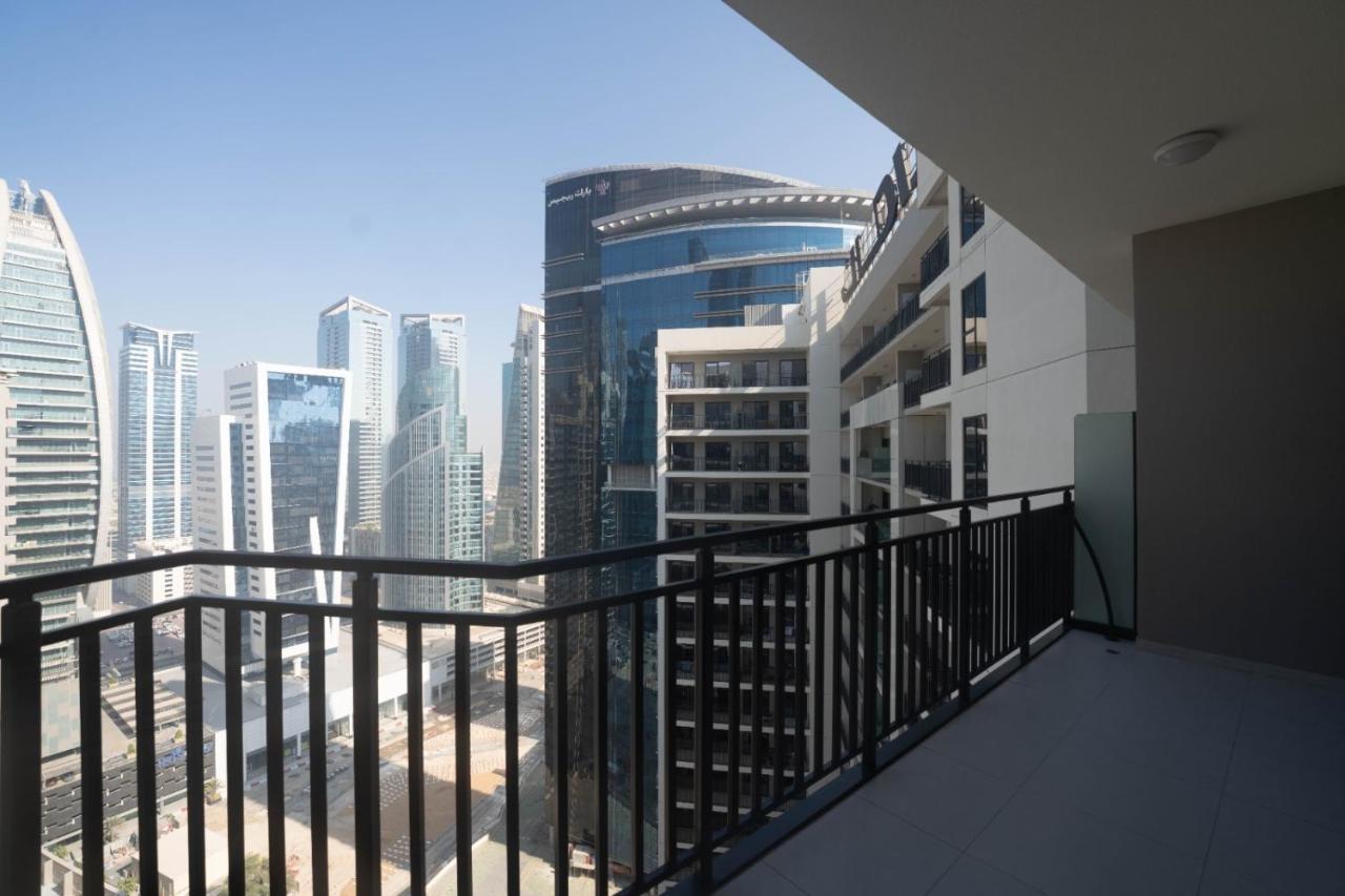 Cozy & Modern 1Br Apartment In Business Bay Walking Distance To The Metro Dubai Exterior photo